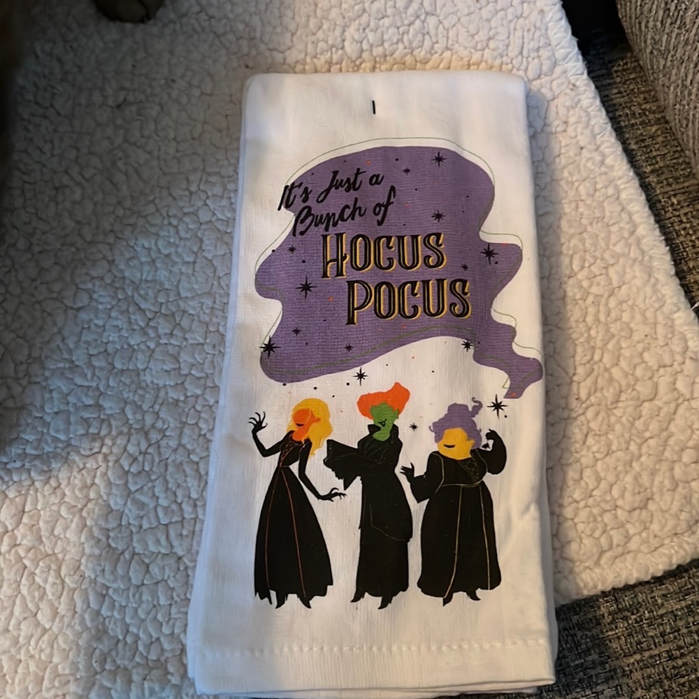 2 Hocus Pocus Kitchen Towels